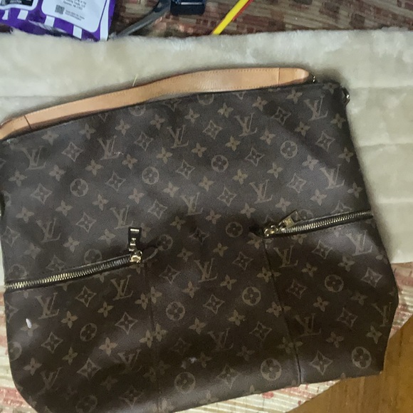 Louis Vuitton purse - Picture 2 of 4